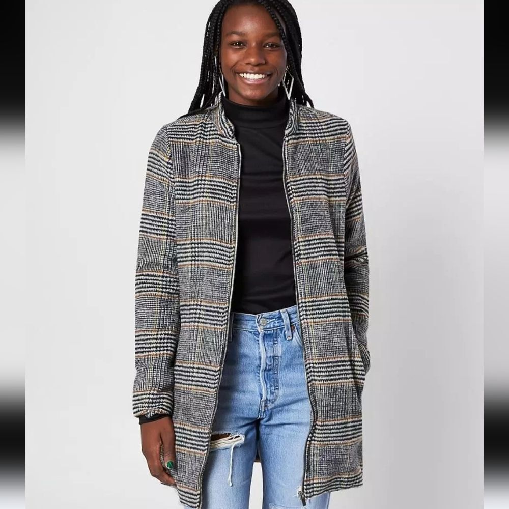 Buckle Stoosh Brushed Houndstooth Midi Length Jacket Coat Color: Camille Size M